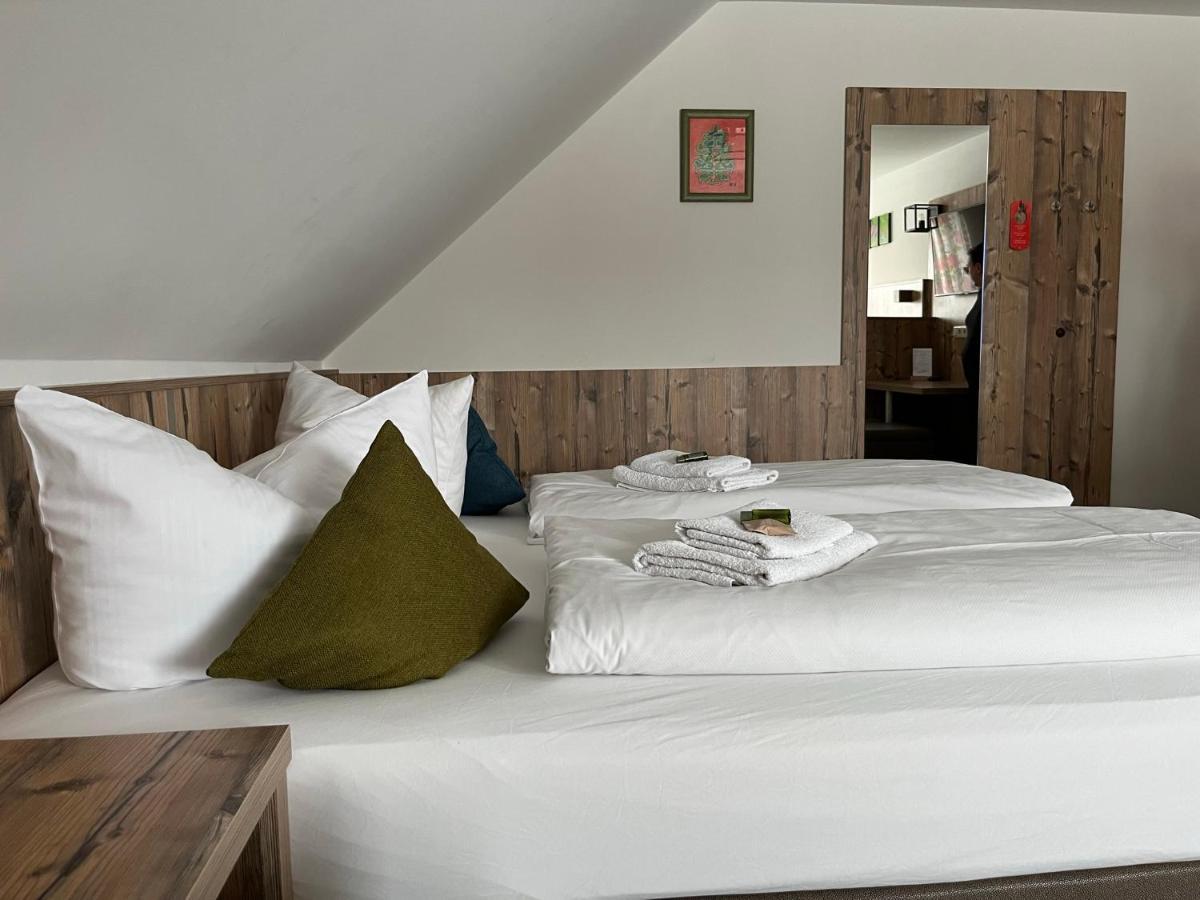 Gasthaus-Pension Hofmann Oberdachstetten Bagian luar foto
