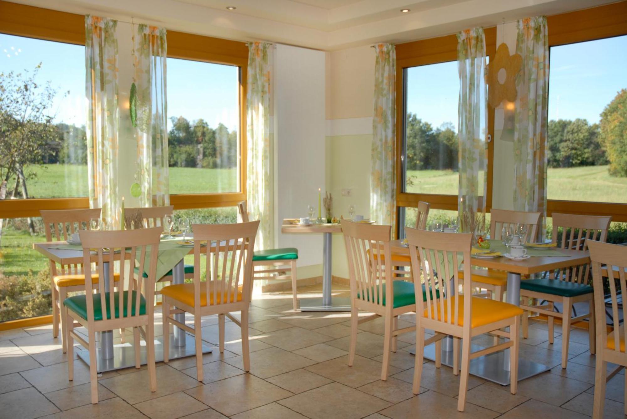 Gasthaus-Pension Hofmann Oberdachstetten Bagian luar foto