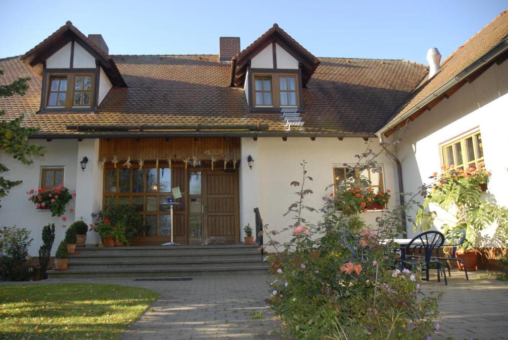 Gasthaus-Pension Hofmann Oberdachstetten Bagian luar foto