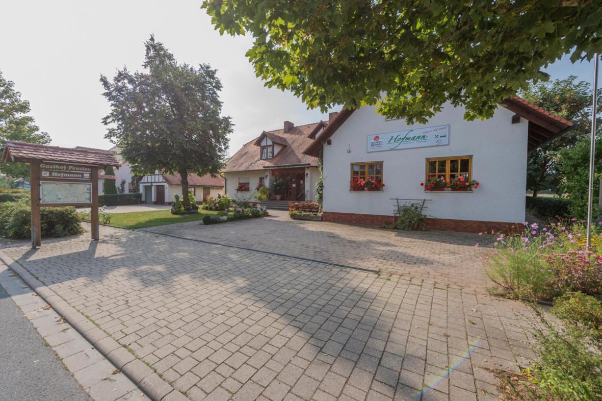 Gasthaus-Pension Hofmann Oberdachstetten Bagian luar foto